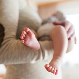 18 Ways To Help A New Mom
