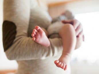 18 Ways To Help A New Mom
