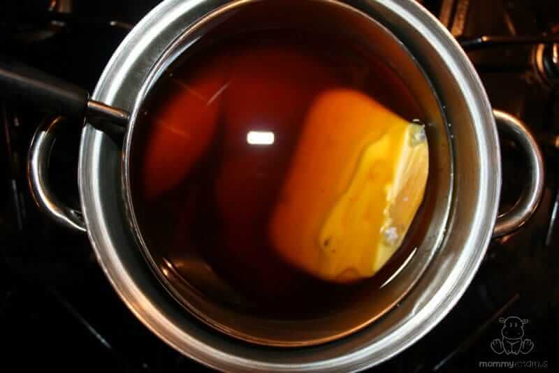 how-to-make-filtered-beeswax-step-2